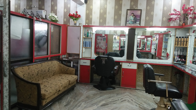Om Ji Salon in Aligarh